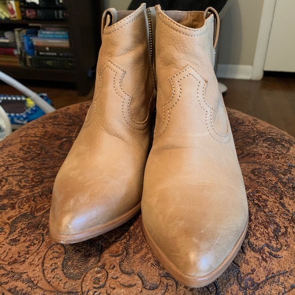 frye sand ankle boots - Picture 3 of 6